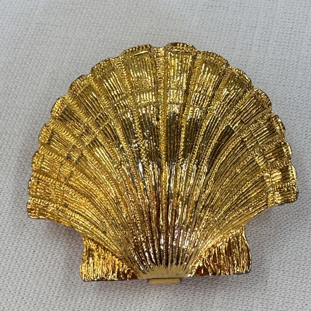 Vintage Dorothy Smith Gold Tone Scallop Shell 2" Belt Buckle Nautical Coastal